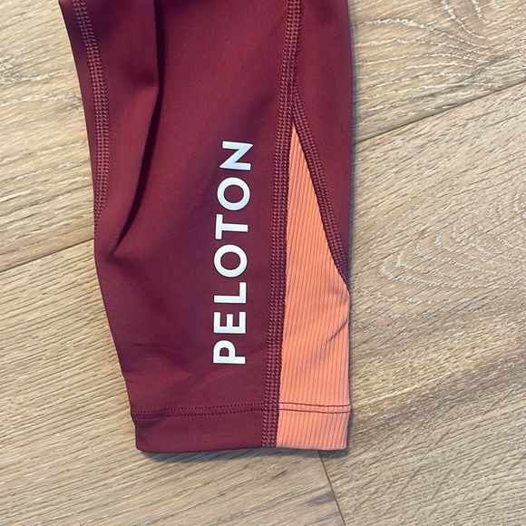 PELOTON tights - Picture 3 of 3